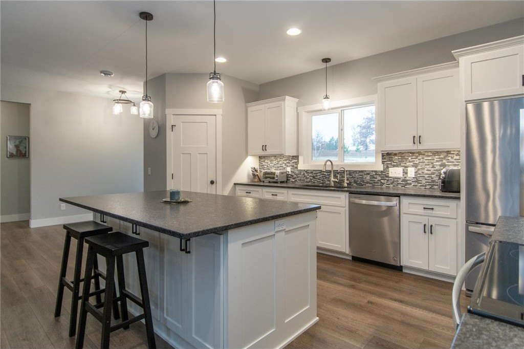 East Gull Lake, Minnesota, 56401, United States, 3 Bedrooms Bedrooms, ,1 BathroomBathrooms,Residential,For Sale,1928122