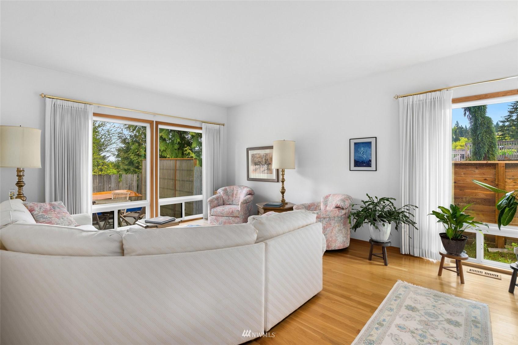 4606 142ND PLACE SE, BELLEVUE, Washington, 98006, United States, 3 Bedrooms Bedrooms, ,2 BathroomsBathrooms,Residential,For Sale,4606 142ND PLACE SE,1071255