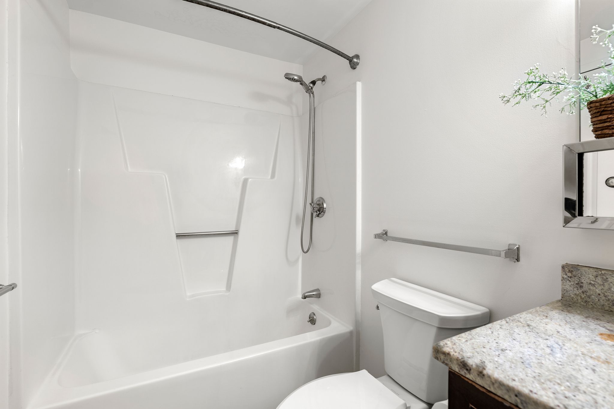 1 Watermill Place, Unit 426, Arlington, MA, 02476 - 物件實景