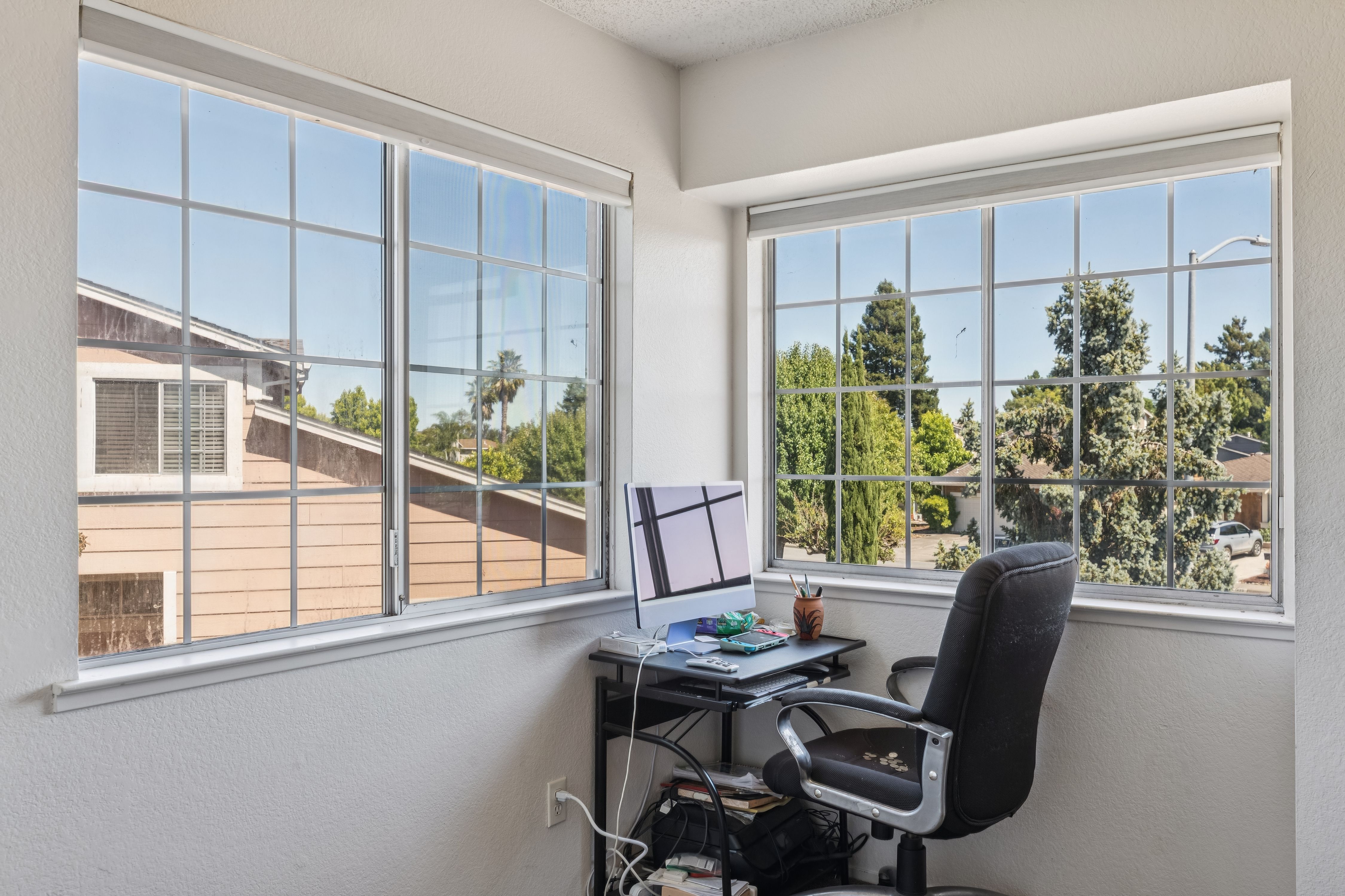  Charming Home in Petaluma