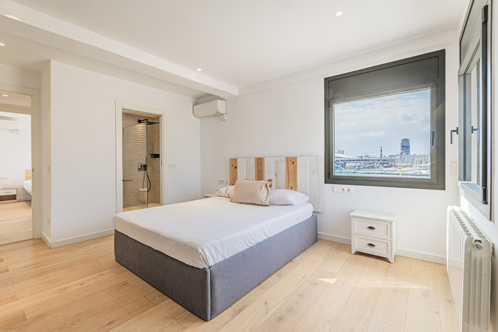  Modern apartment in front of the beach - 物件實景
