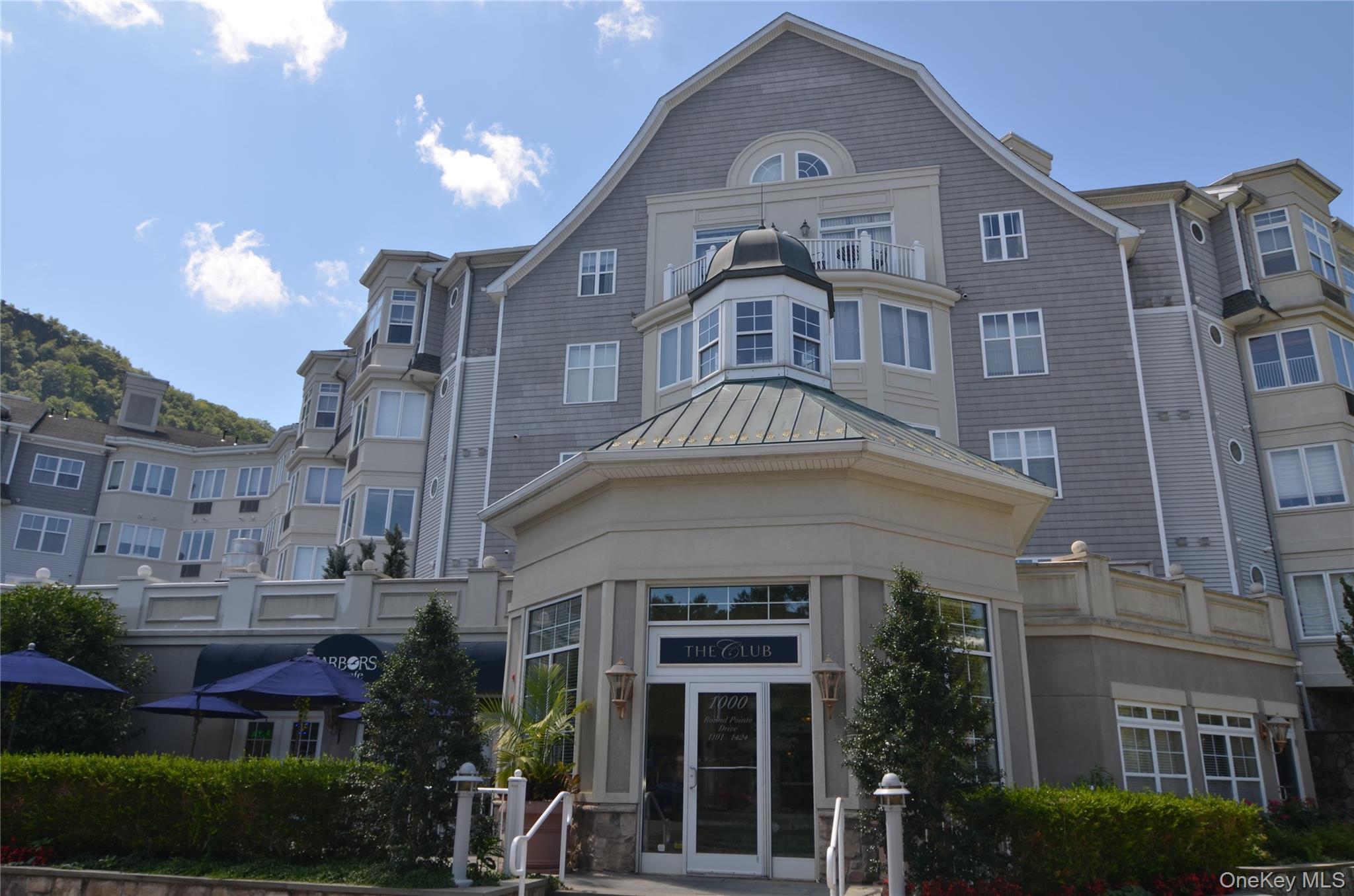 Haverstraw, New York, 10927, United States, 2 Bedrooms Bedrooms, ,2 BathroomsBathrooms,Residential,For Sale,1961426