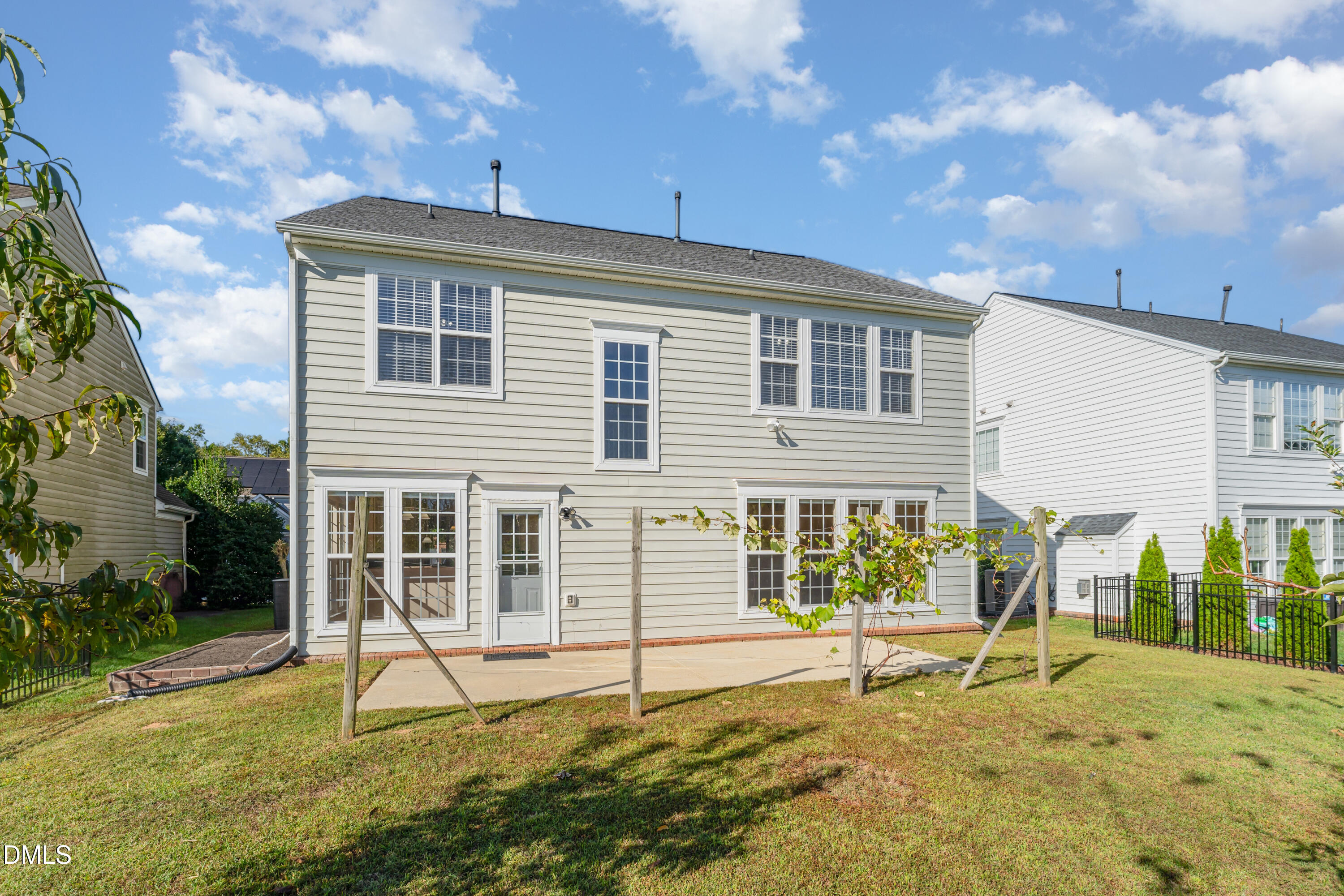Raleigh, North Carolina, 27614, United States, 4 Bedrooms Bedrooms, ,3 BathroomsBathrooms,Residential,For Sale,1961308