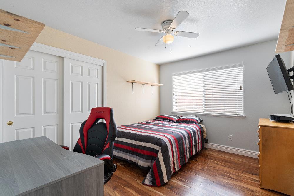 Hollister, California, 95023, United States, 4 Bedrooms Bedrooms, ,2 BathroomsBathrooms,Residential,For Sale,1990485