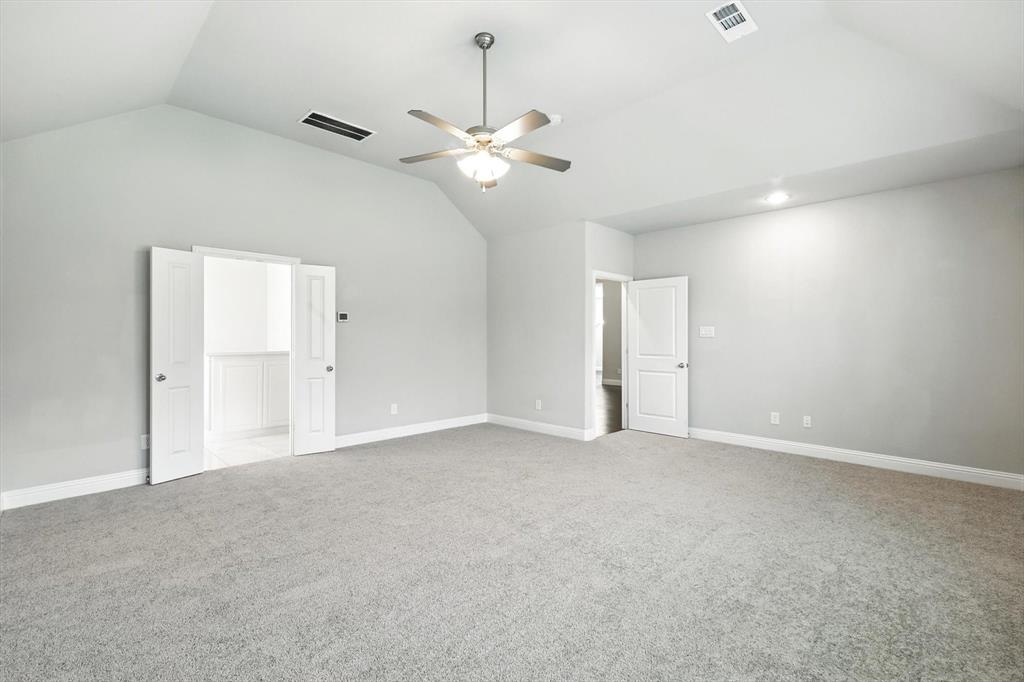 Little Elm, Texas, 75068, United States, 4 Bedrooms Bedrooms, ,5 BathroomsBathrooms,Residential,For Sale,2030364
