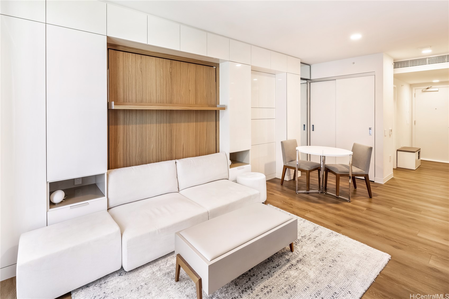 Honolulu, Hawaii, 96814, United States, ,1 BathroomBathrooms,Residential,For Sale,2003131