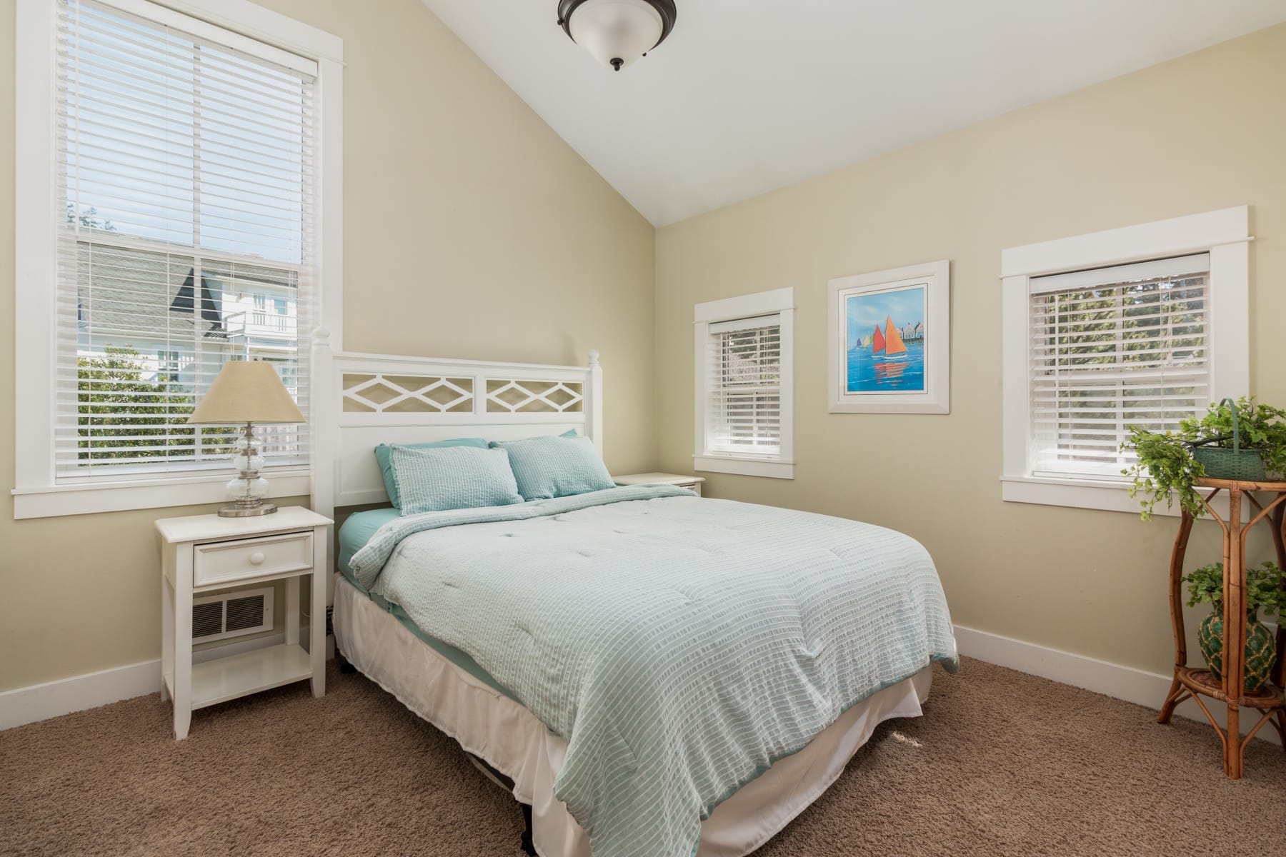  617 SW 27TH WAY Lincoln City, OR 97367 - 物件實景