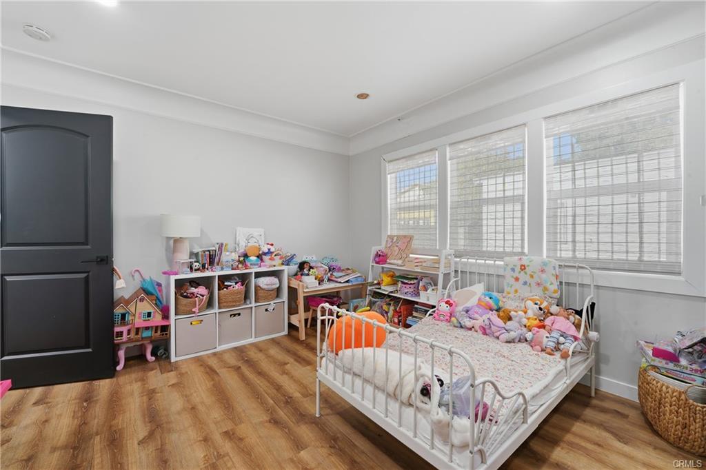 Huntington Park, California, 90255, United States, 3 Bedrooms Bedrooms, ,2 BathroomsBathrooms,Residential,For Sale,2006078