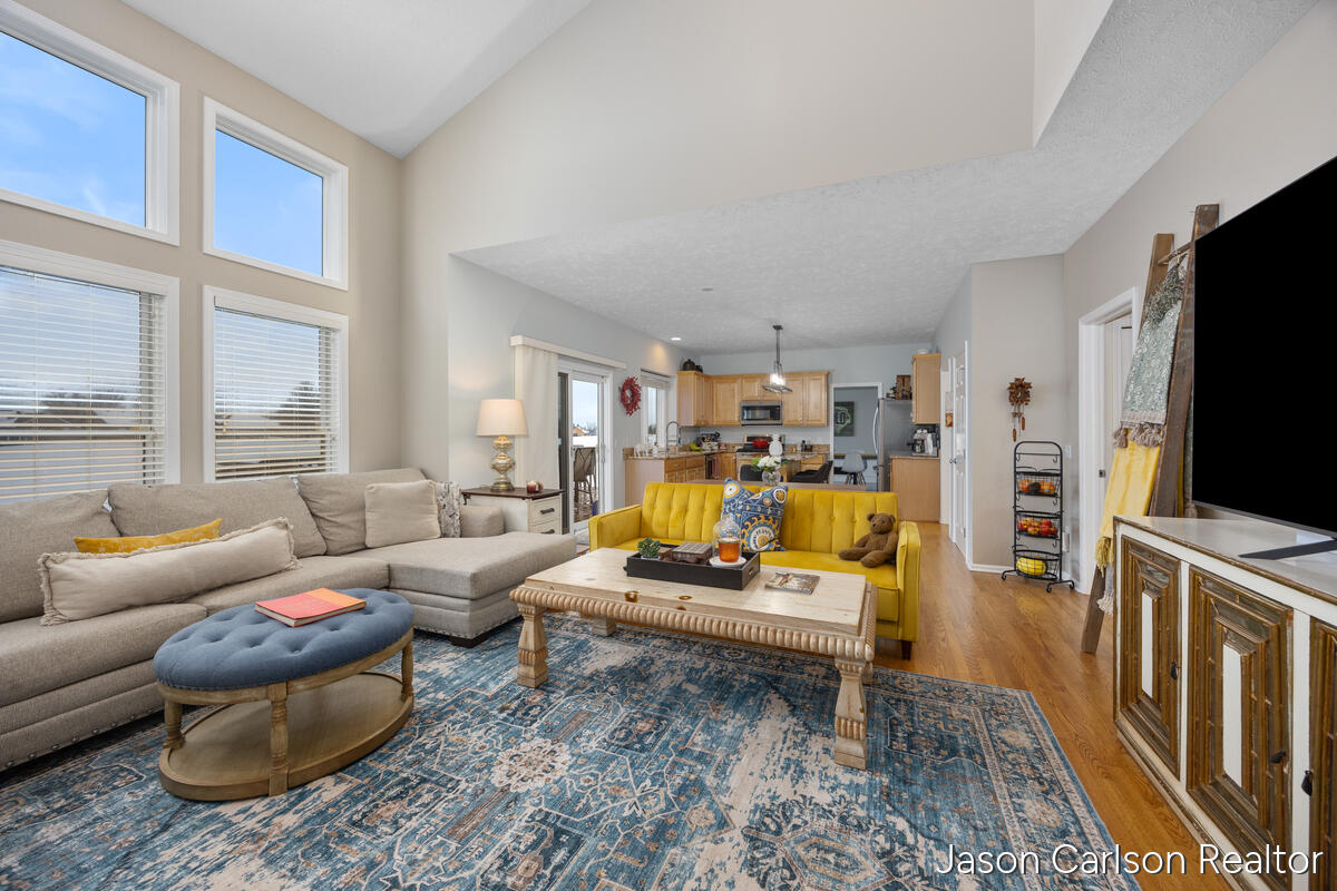 Caledonia, Michigan, 49316, United States, 4 Bedrooms Bedrooms, ,3 BathroomsBathrooms,Residential,For Sale,2008089