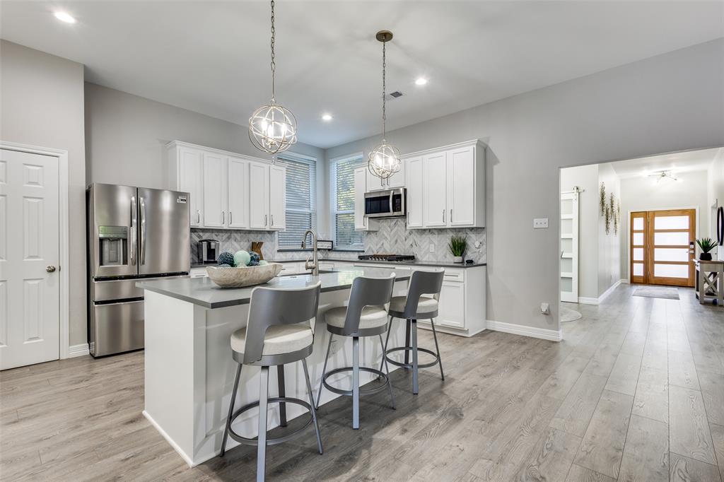 Flower Mound, Texas, 75028, United States, 4 Bedrooms Bedrooms, ,2 BathroomsBathrooms,Residential,For Sale,1902144
