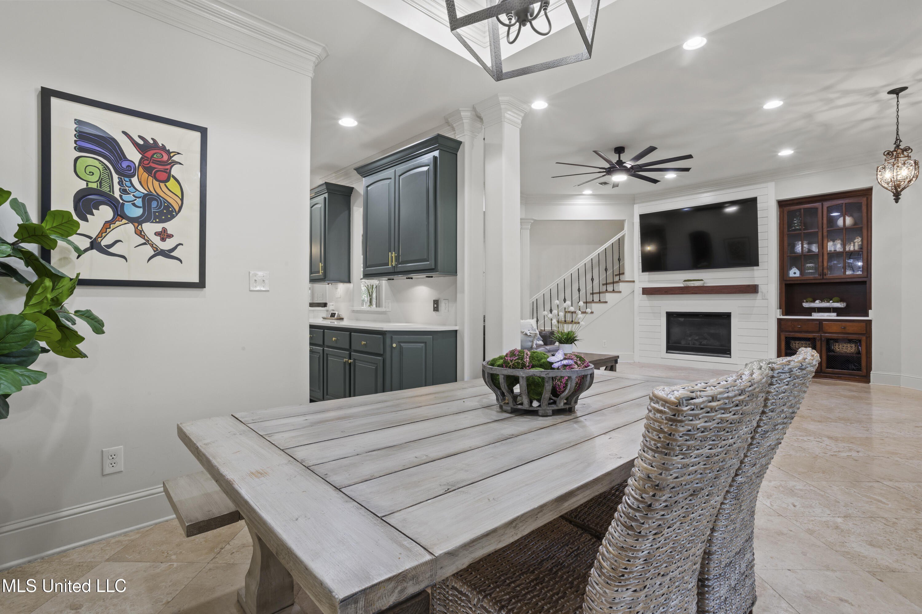 Ocean Springs, Mississippi, 39564, United States, 4 Bedrooms Bedrooms, ,3 BathroomsBathrooms,Residential,For Sale,1976002