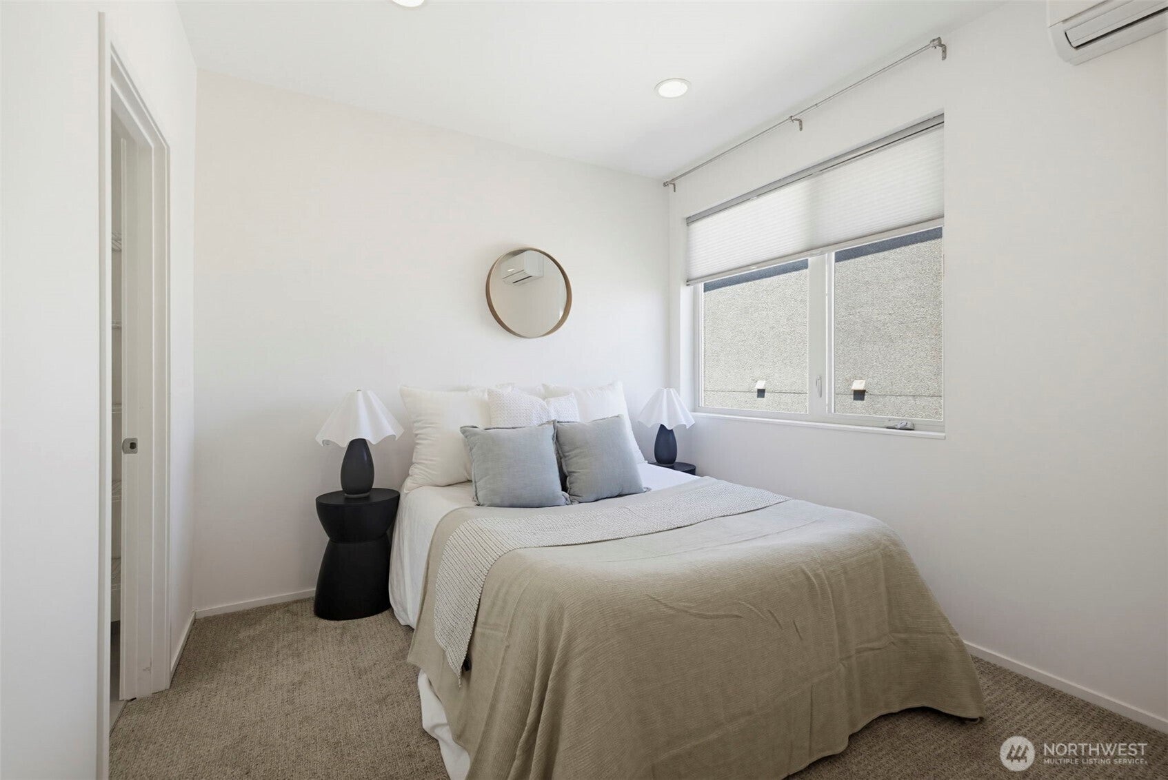 Seattle, Washington, 98144, United States, 3 Bedrooms Bedrooms, ,2 BathroomsBathrooms,Residential,For Sale,2049305