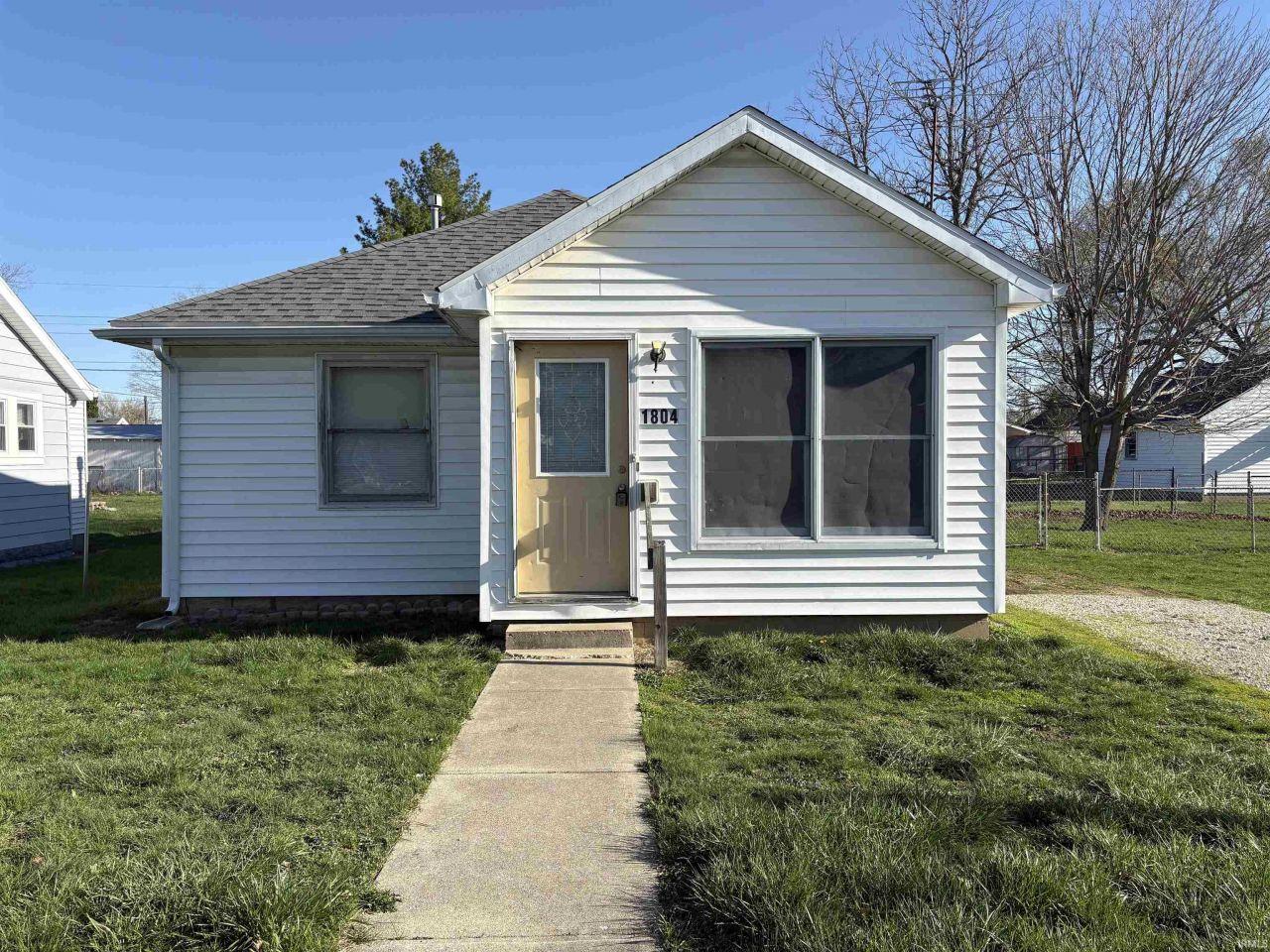 15th St, Muncie, IN 47302