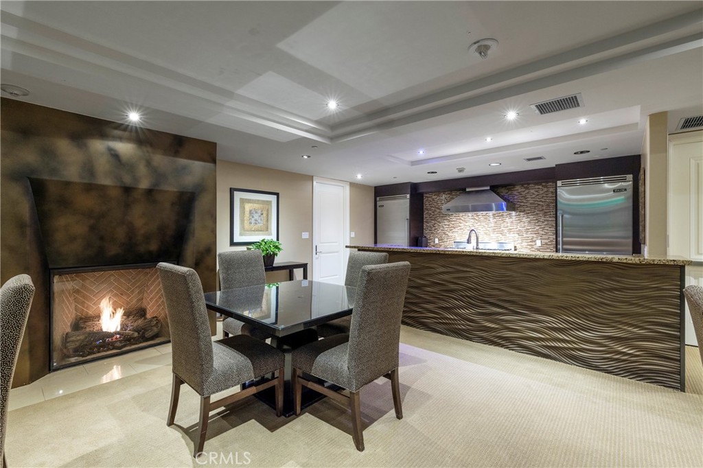 Irvine, California, 92612, United States, 2 Bedrooms Bedrooms, ,2 BathroomsBathrooms,Residential,For Sale,1989675