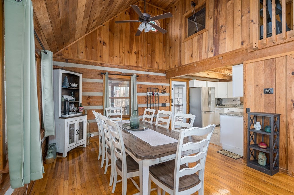 Ellijay, Georgia, 30540, United States, 4 Bedrooms Bedrooms, ,4 BathroomsBathrooms,Residential,For Sale,1858933