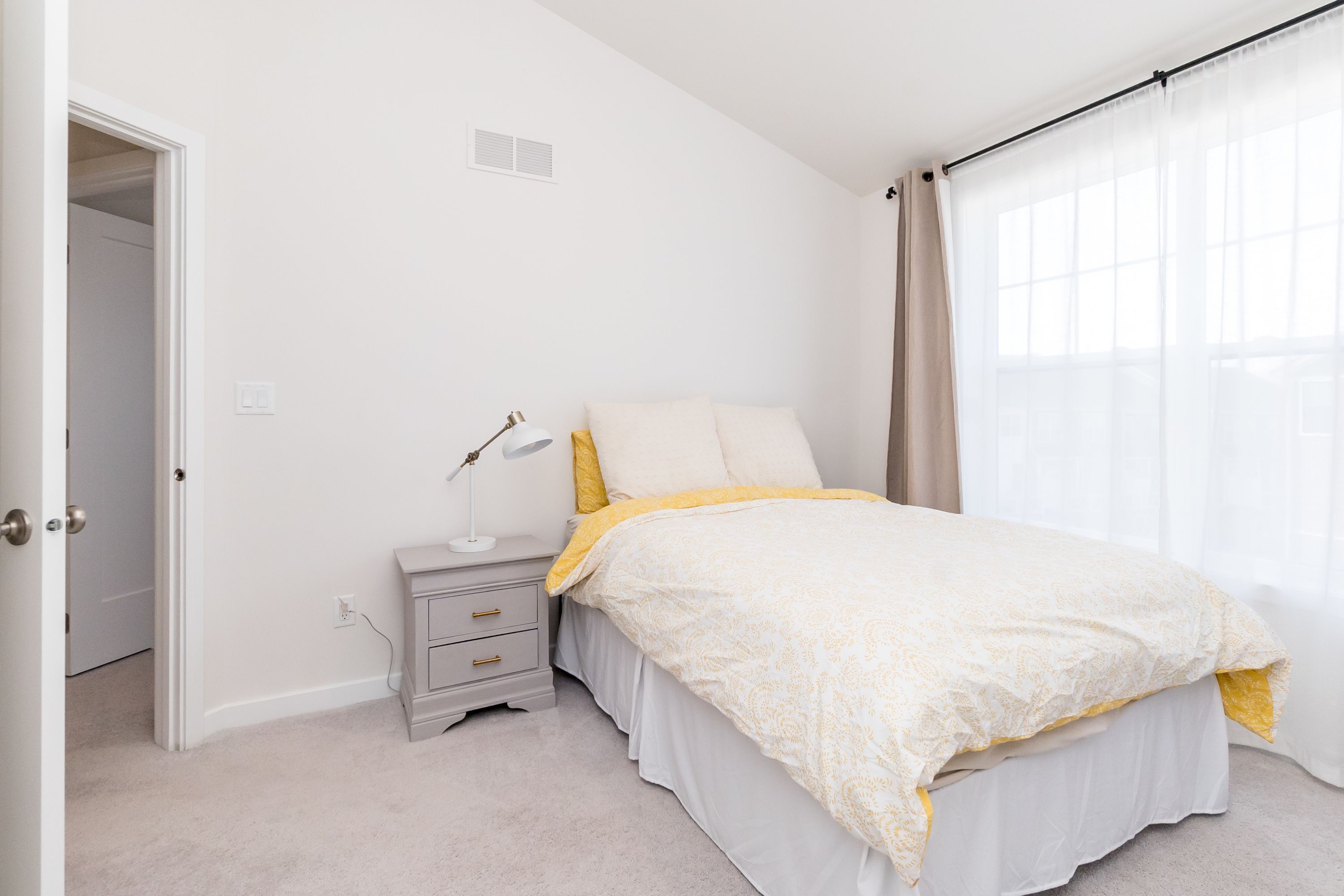 Ann Arbor, Michigan, 48105, United States, 4 Bedrooms Bedrooms, ,Residential,For Sale,1737854