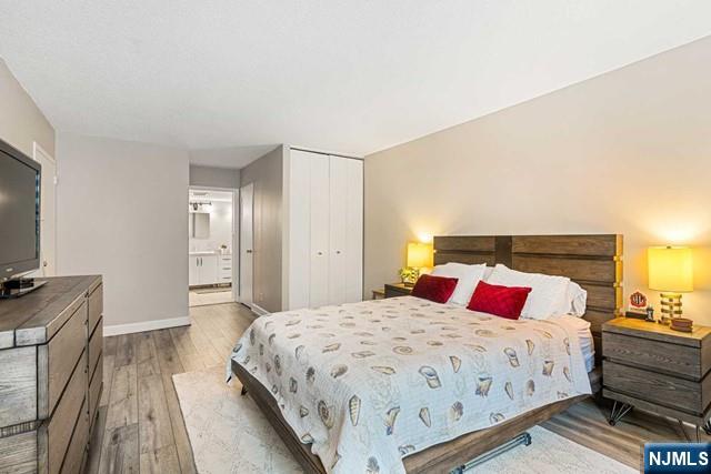 Edgewater, New Jersey, 07020, United States, 2 Bedrooms Bedrooms, ,2 BathroomsBathrooms,Residential,For Sale,1910959
