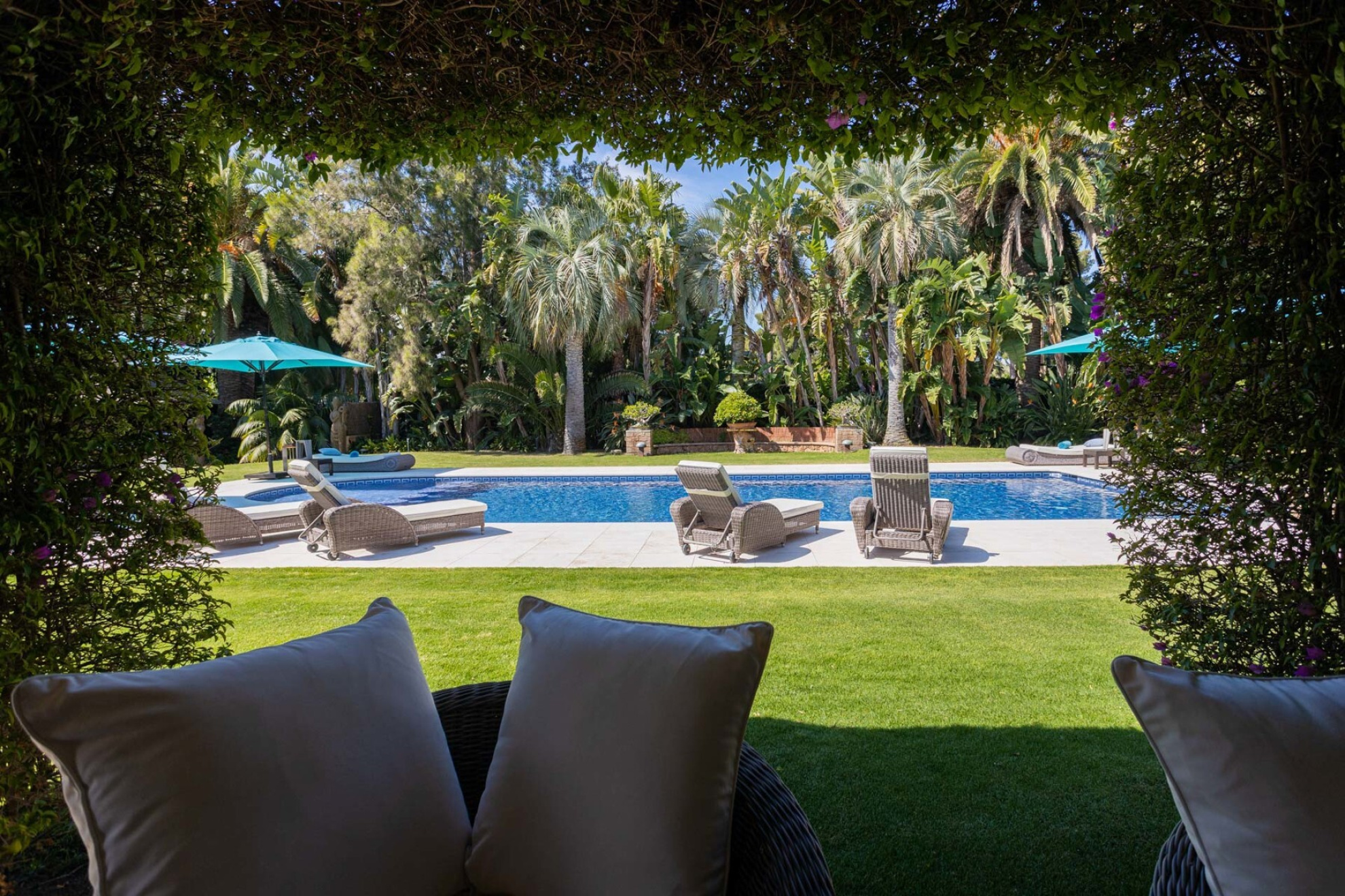  Impressive property in Sitges, close to the beach and Terramar Golf Course. - 物件實景
