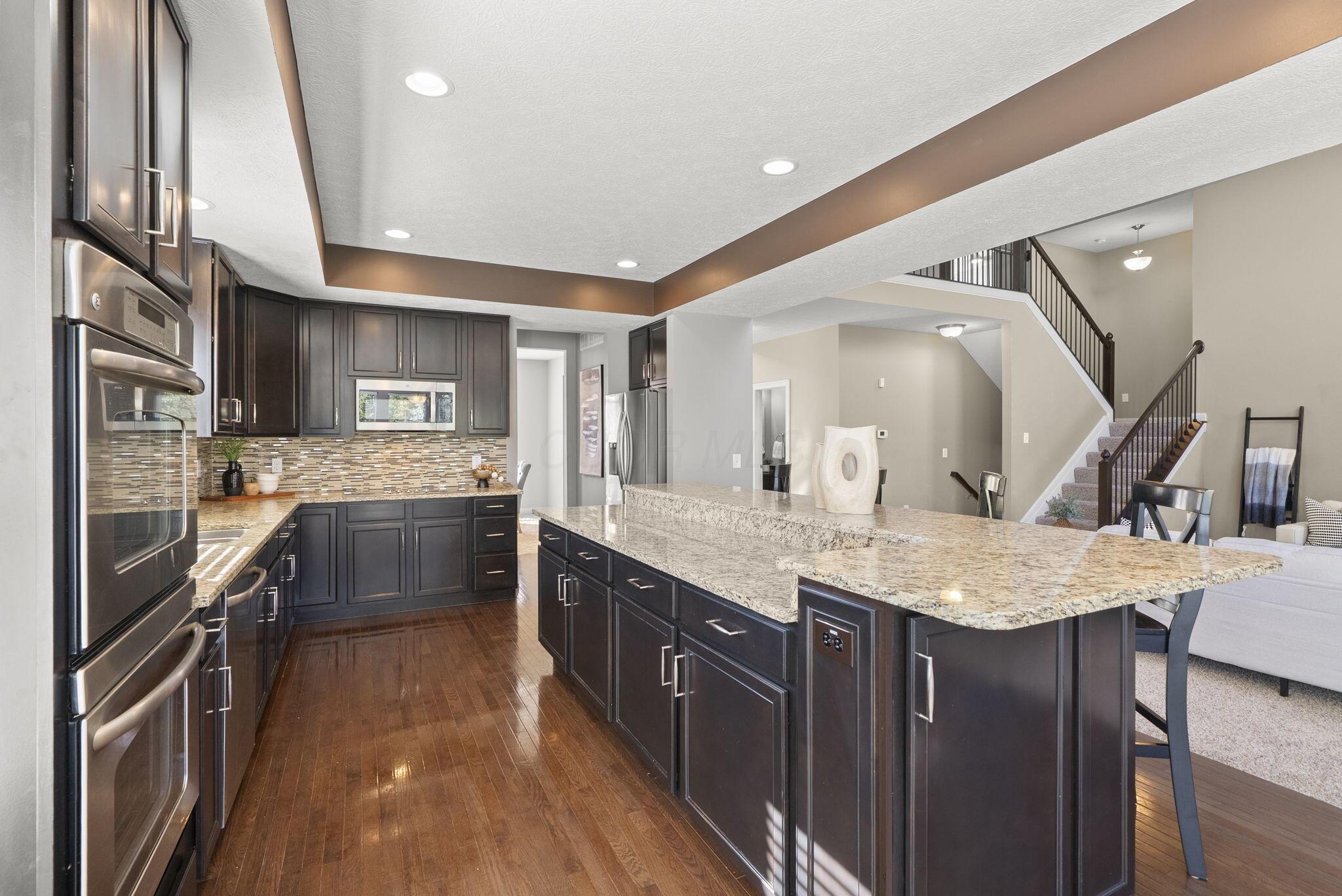 Powell, Ohio, 43065, United States, 5 Bedrooms Bedrooms, ,5 BathroomsBathrooms,Residential,For Sale,1988967