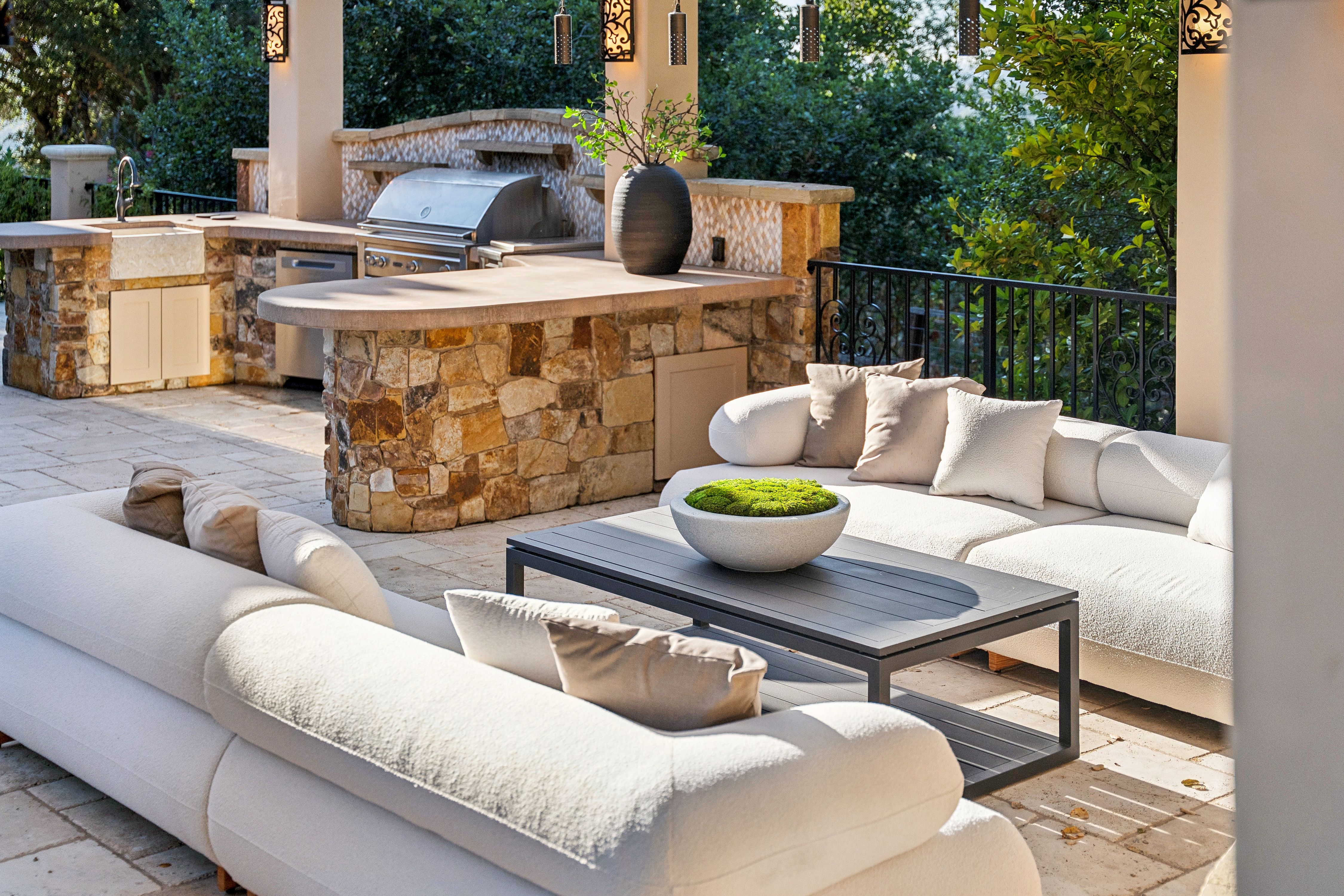  Private Mediterranean Estate with Breathtaking Views - 物件實景