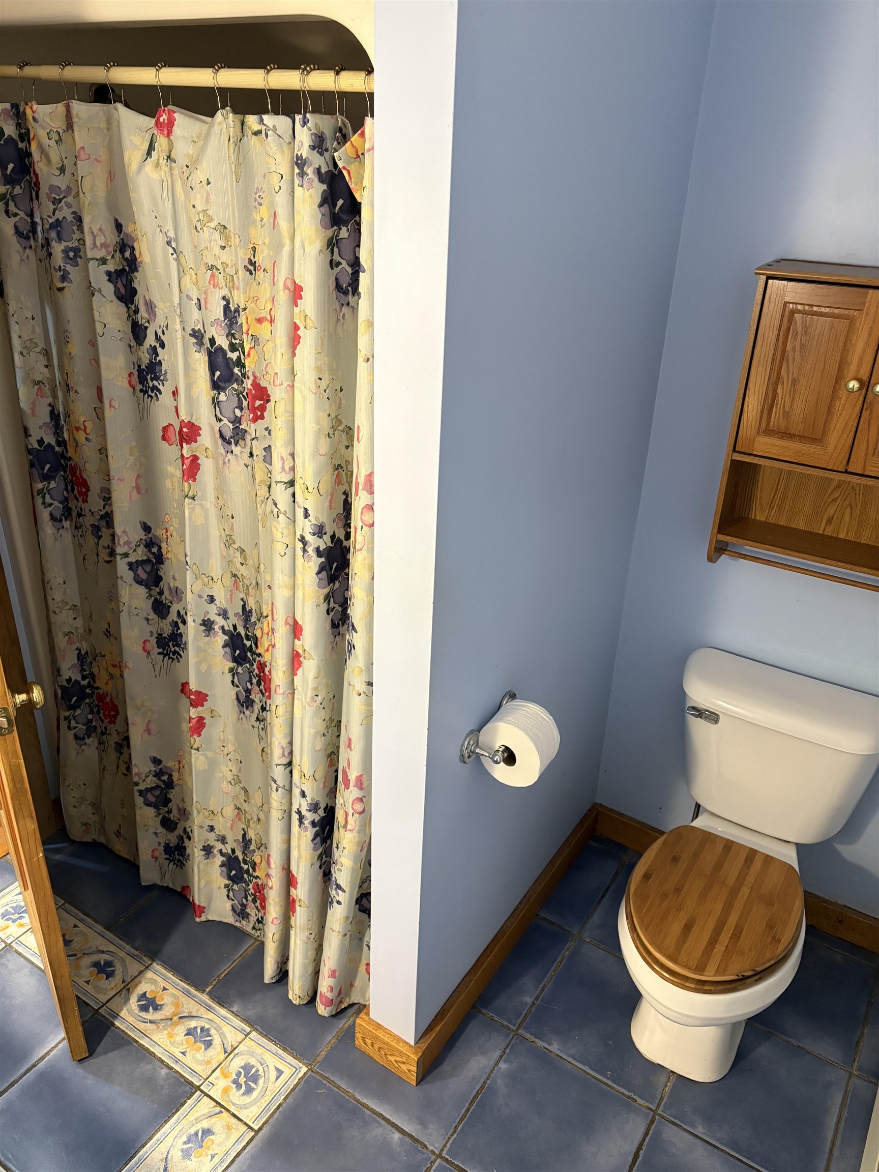 Winchester, New Hampshire, 03470, United States, 3 Bedrooms Bedrooms, ,2 BathroomsBathrooms,Residential,For Sale,2001940