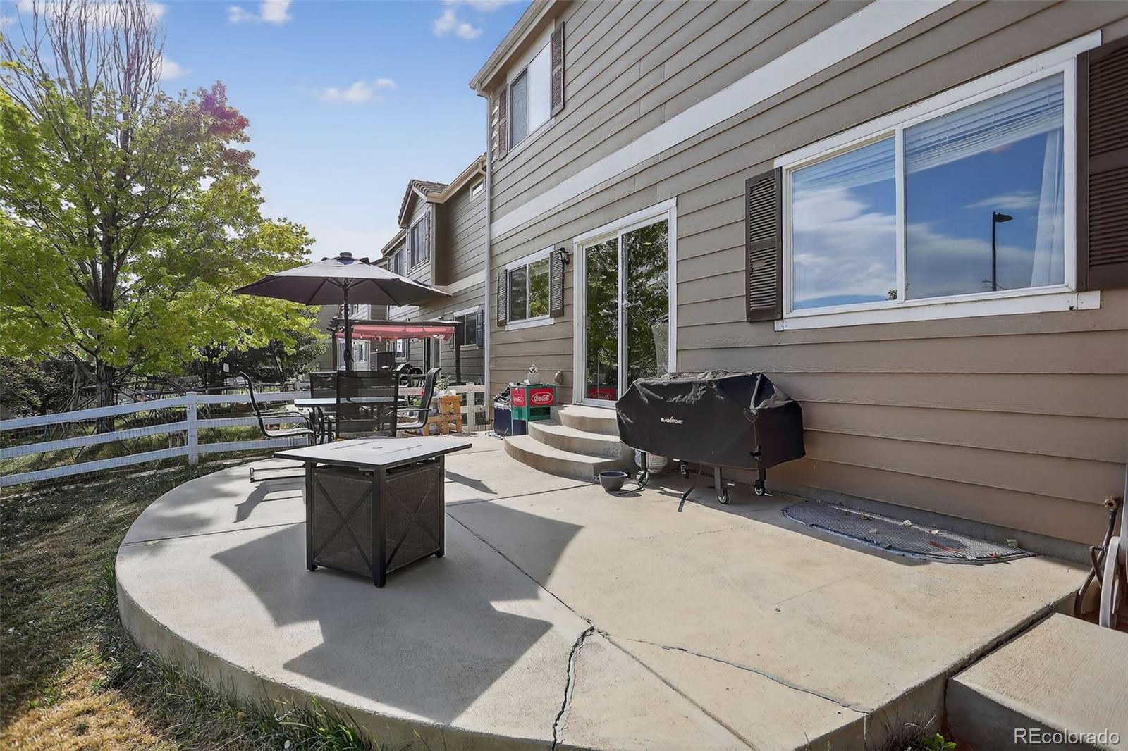 Aurora, Colorado, 80018, United States, 3 Bedrooms Bedrooms, ,3 BathroomsBathrooms,Residential,For Sale,1903575
