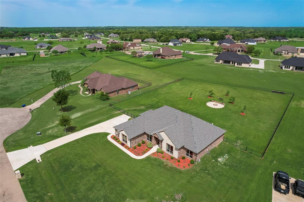 Wills Point, Texas, 75169, United States, 4 Bedrooms Bedrooms, ,3 BathroomsBathrooms,Residential,For Sale,1777303