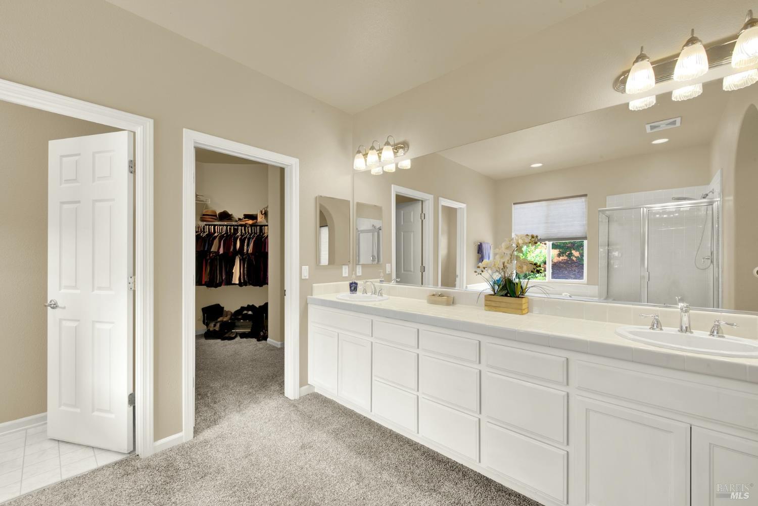 Fairfield, California, 94534, United States, 5 Bedrooms Bedrooms, ,4 BathroomsBathrooms,Residential,For Sale,1892919