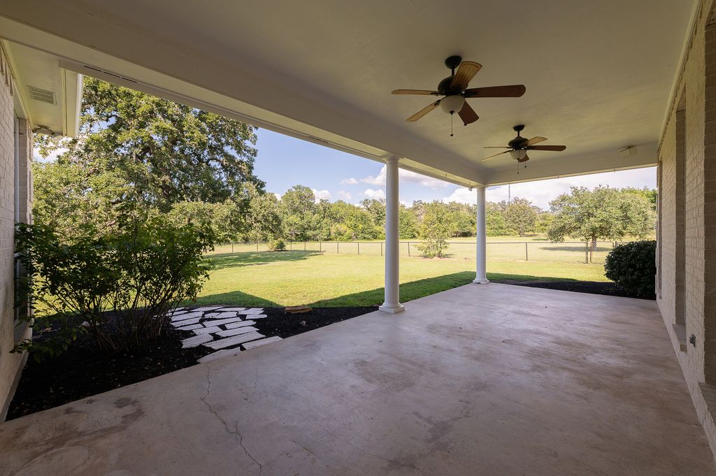 College Station, Texas, 77845, United States, 5 Bedrooms Bedrooms, ,5 BathroomsBathrooms,Residential,For Sale,1876080