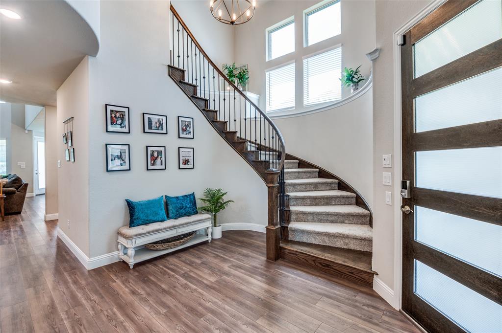Prosper, Texas, 75078, United States, 5 Bedrooms Bedrooms, ,4 BathroomsBathrooms,Residential,For Sale,1898856