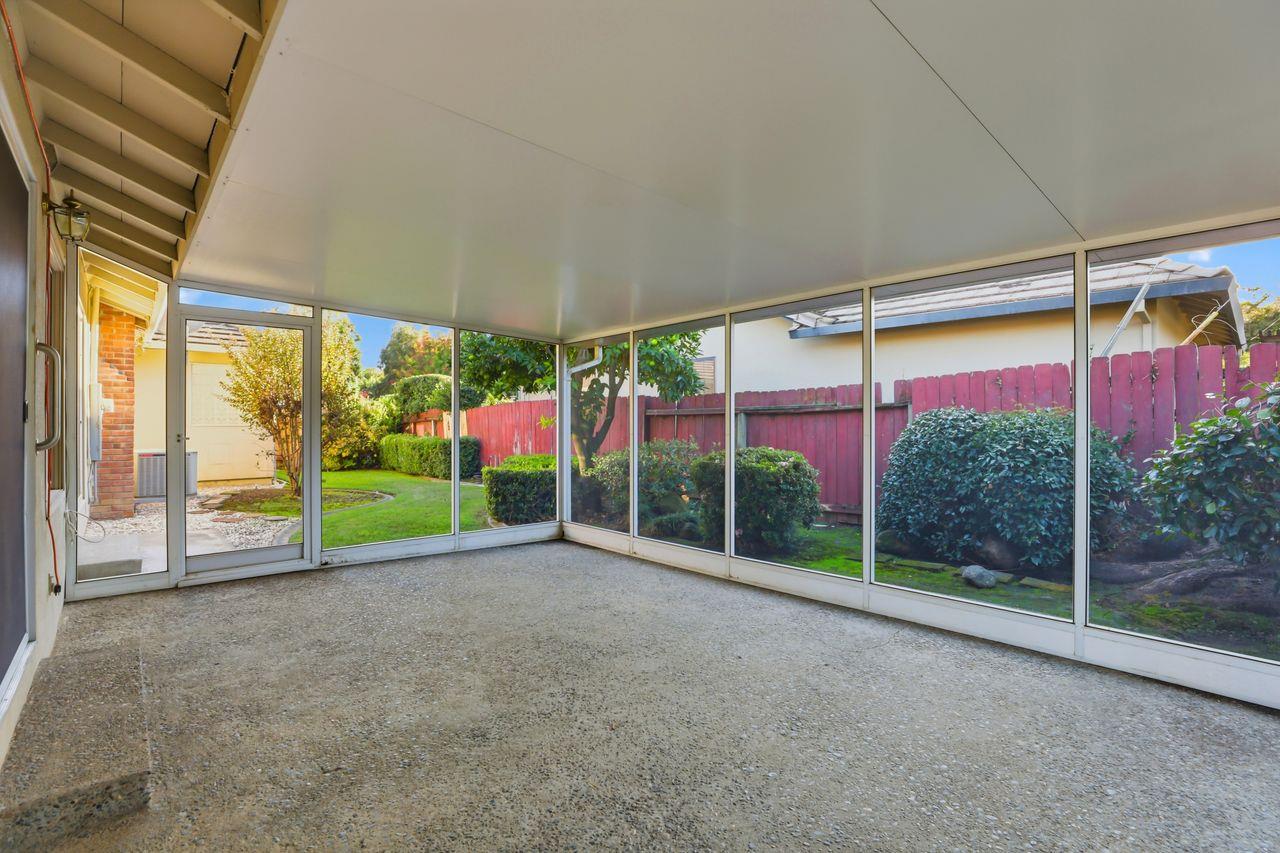 Sacramento, California, 95822, United States, 3 Bedrooms Bedrooms, ,2 BathroomsBathrooms,Residential,For Sale,1989013