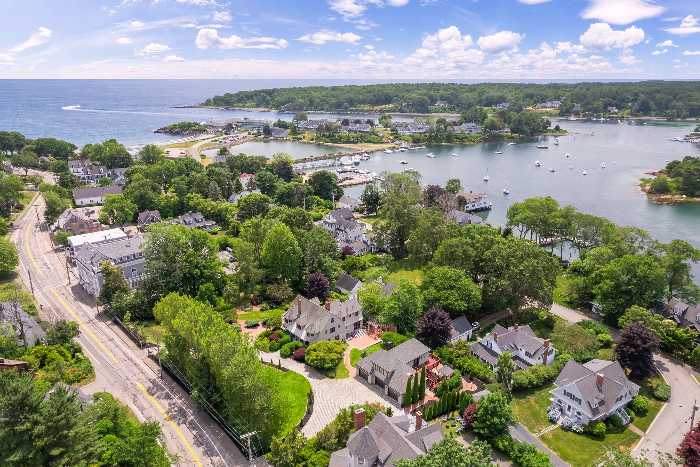  The Haven  A Stunning Estate in the Heart of York Harbor with River Views - 物件實景