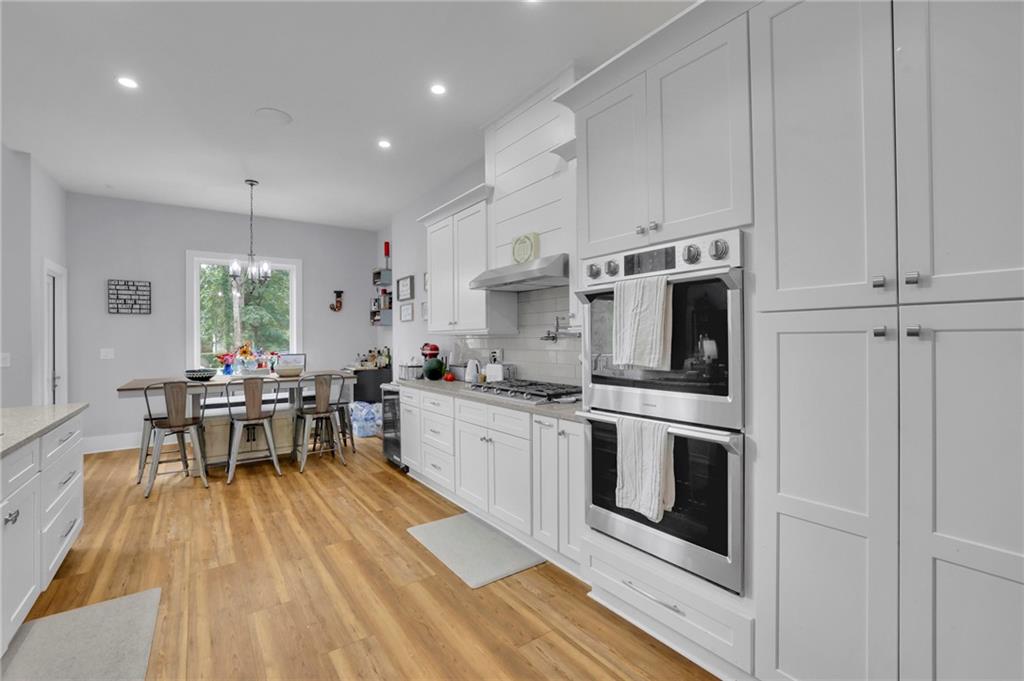 Gainesville, Georgia, 30501, United States, 7 Bedrooms Bedrooms, ,6 BathroomsBathrooms,Residential,For Sale,1928825