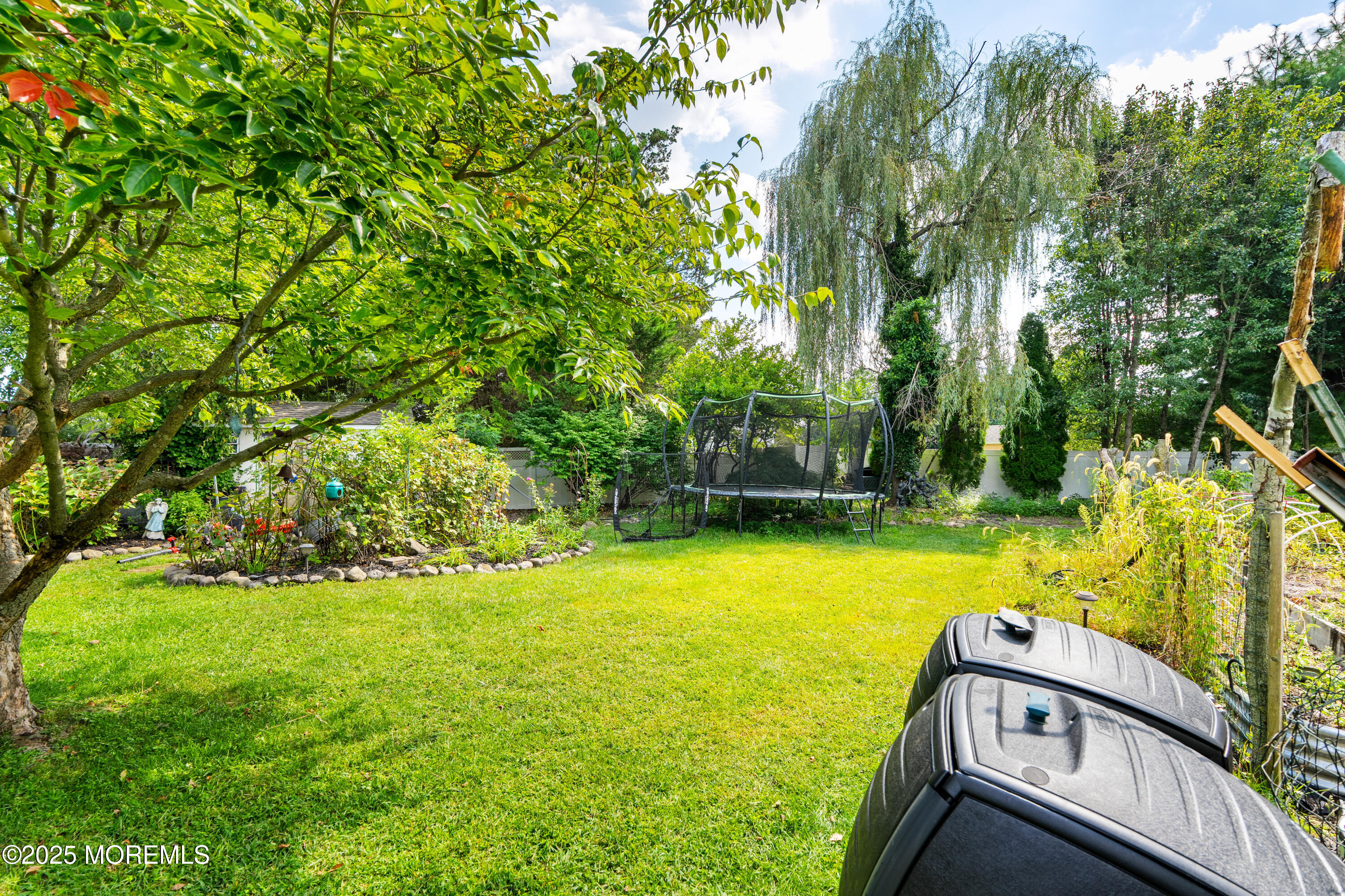 Jackson, New Jersey, 08527, United States, 7 Bedrooms Bedrooms, ,5 BathroomsBathrooms,Residential,For Sale,1998034