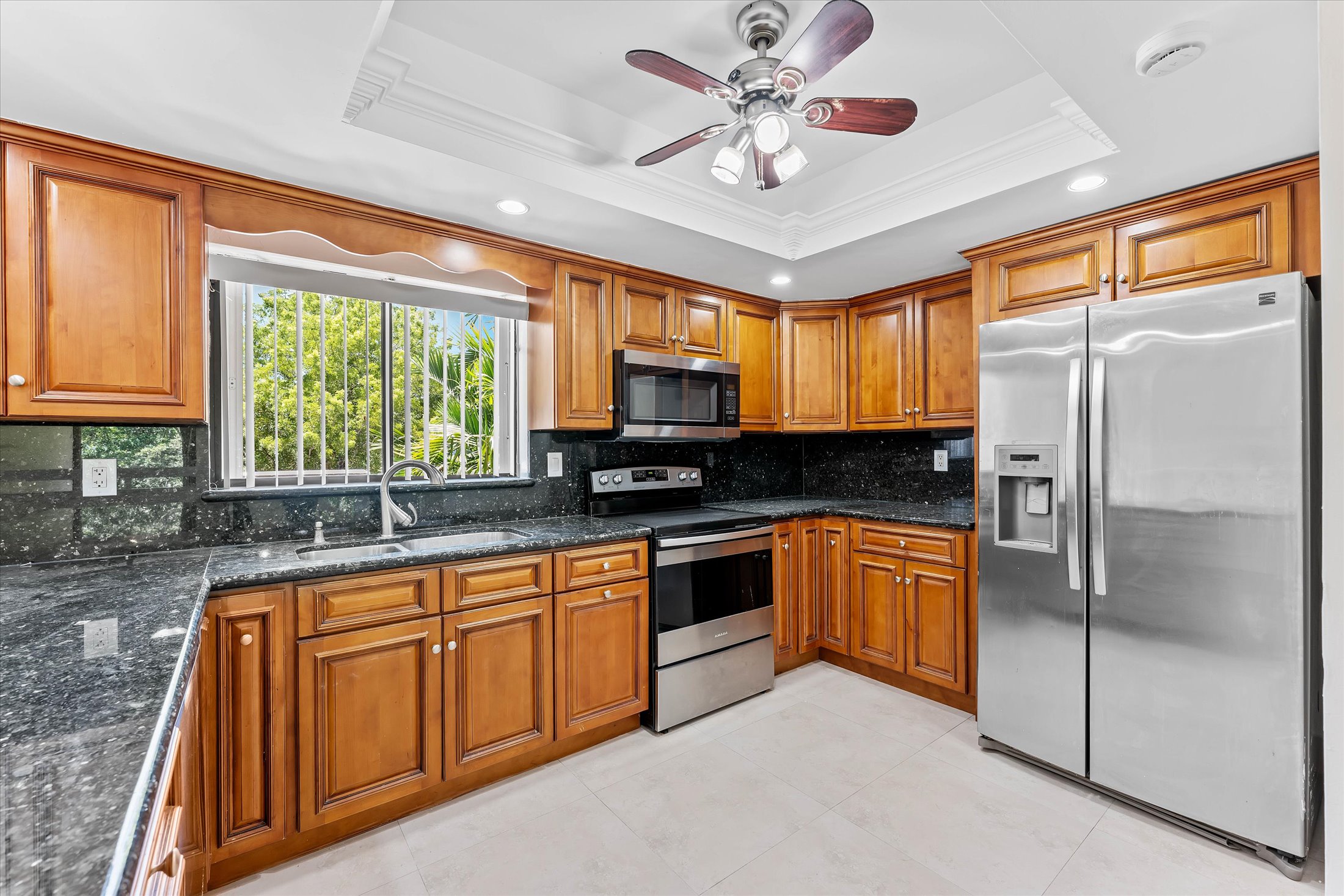  2525 NE 135th St, North Miami, FL, 33181 - 物件實景