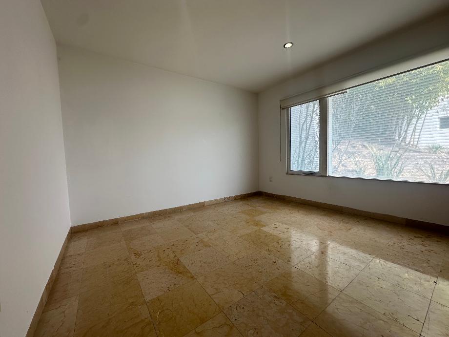 Querétaro, Querétaro, 76100, Mexico, 3 Bedrooms Bedrooms, ,4 BathroomsBathrooms,Residential,For Sale,1699269