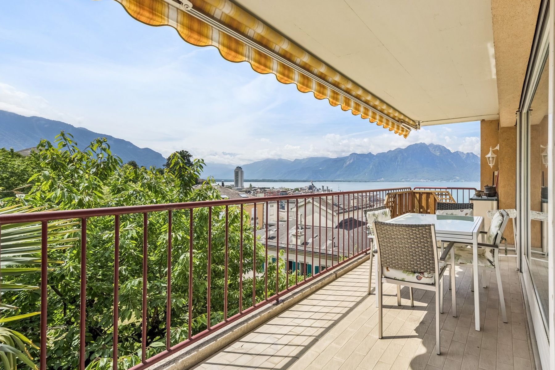  Ideal location for this charming 3.5-room apartment with lake view - 物件實景