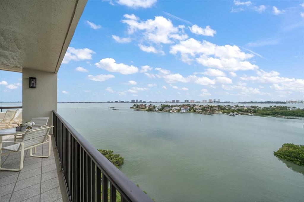 Belleair, Florida, 33756, United States, 3 Bedrooms Bedrooms, ,2 BathroomsBathrooms,Residential,For Sale,1793100
