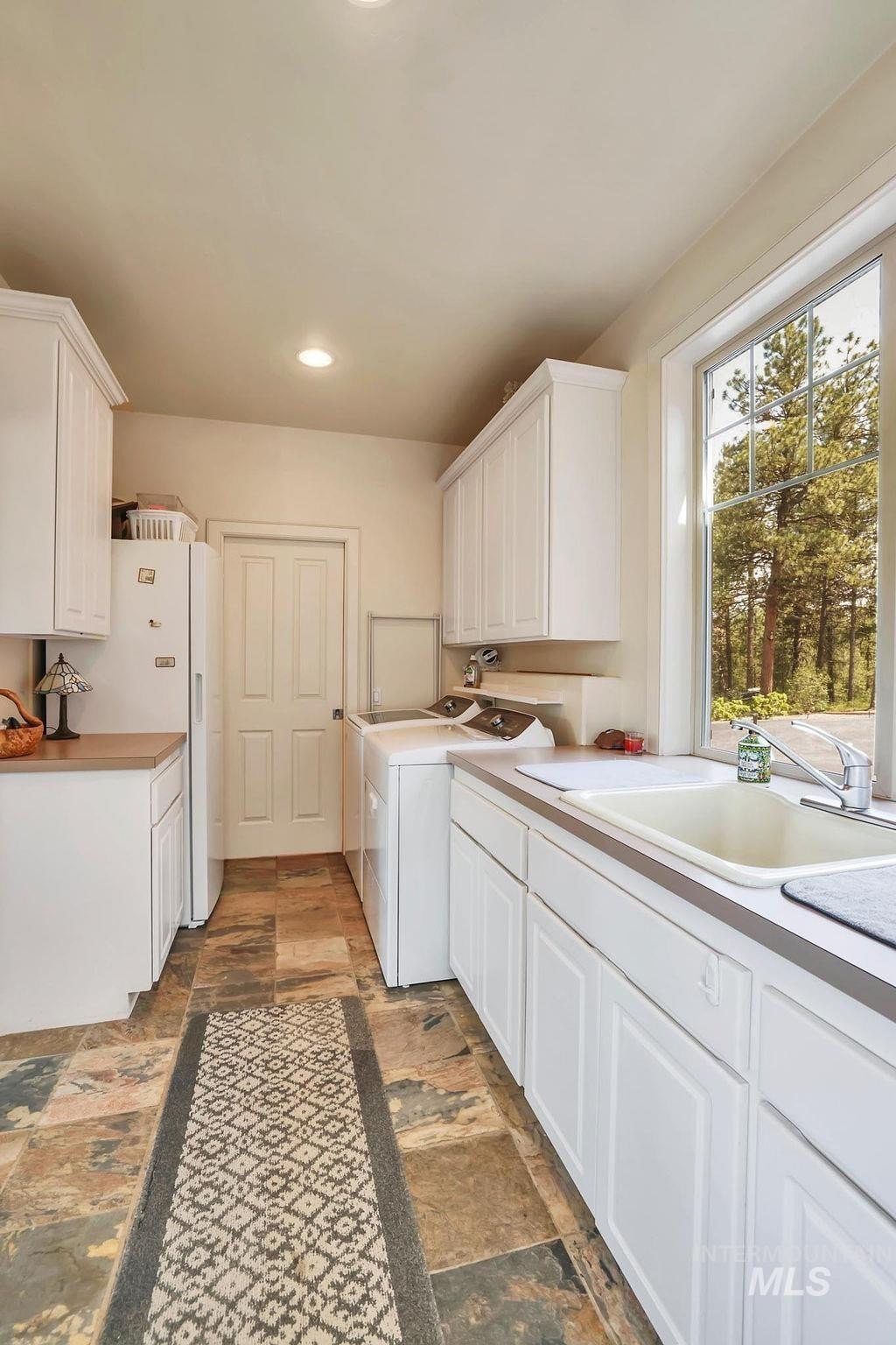 New Meadows, Idaho, 83654, United States, 3 Bedrooms Bedrooms, ,3 BathroomsBathrooms,Residential,For Sale,1976382