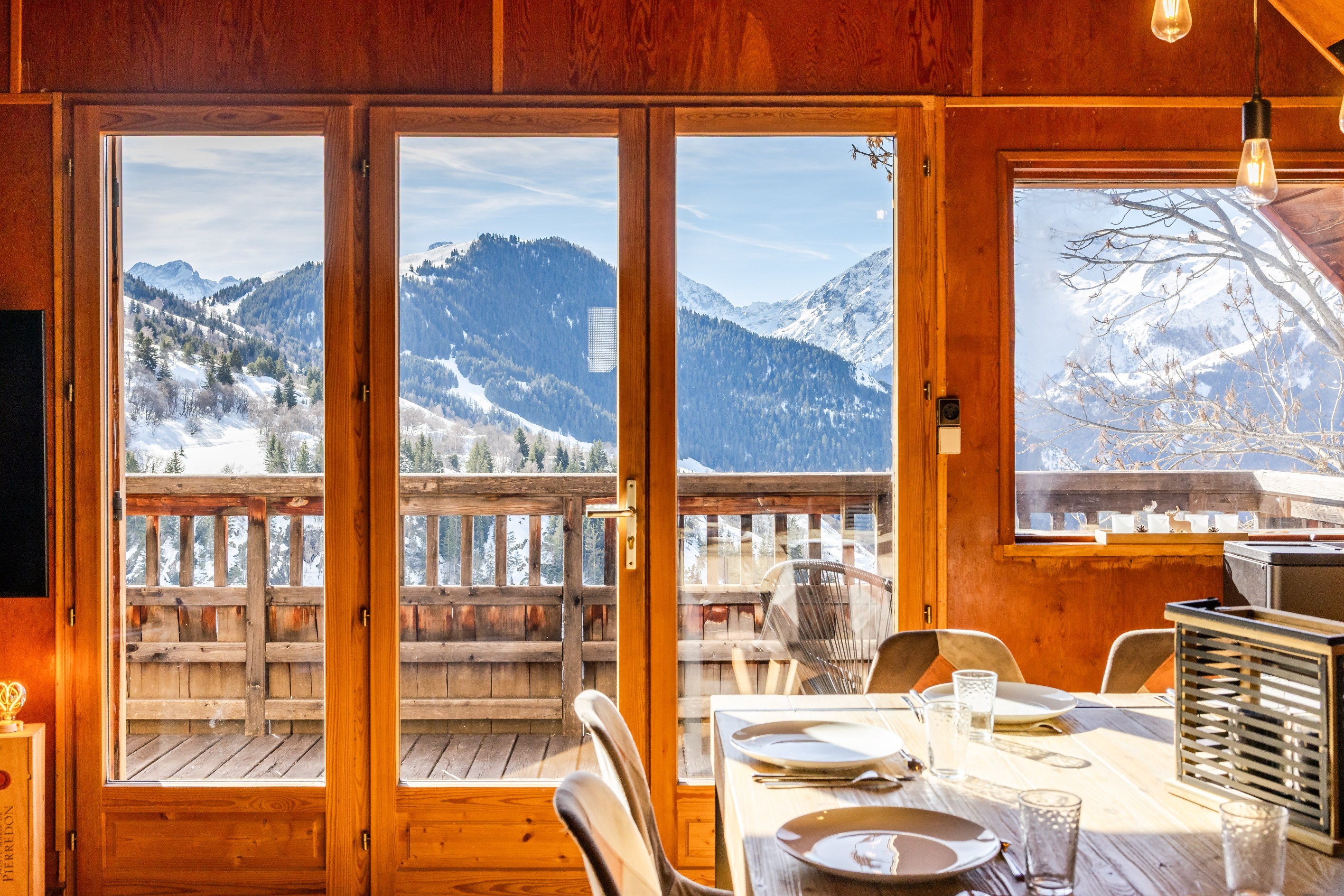  Chalet Maronne - Close to the slopes of Alpe d