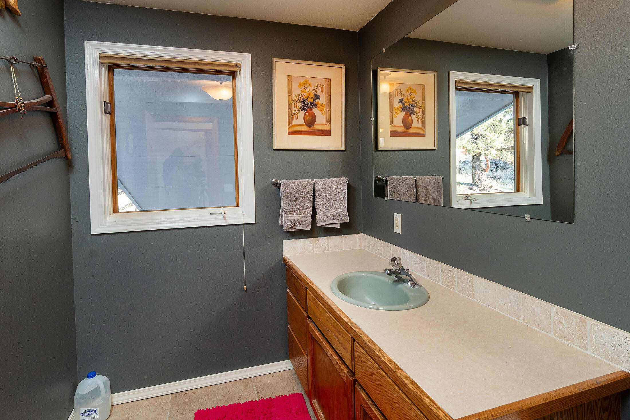 Prineville, Oregon, 97754, United States, 3 Bedrooms Bedrooms, ,3 BathroomsBathrooms,Residential,For Sale,1847629