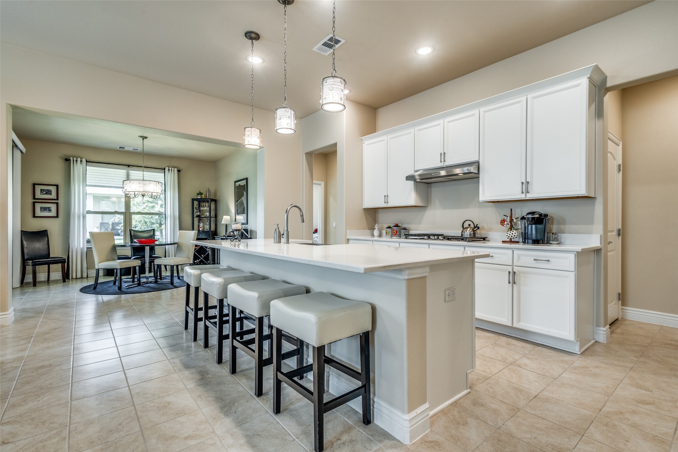 Denton, Texas, 76207, United States, 2 Bedrooms Bedrooms, ,3 BathroomsBathrooms,Residential,For Sale,1847379