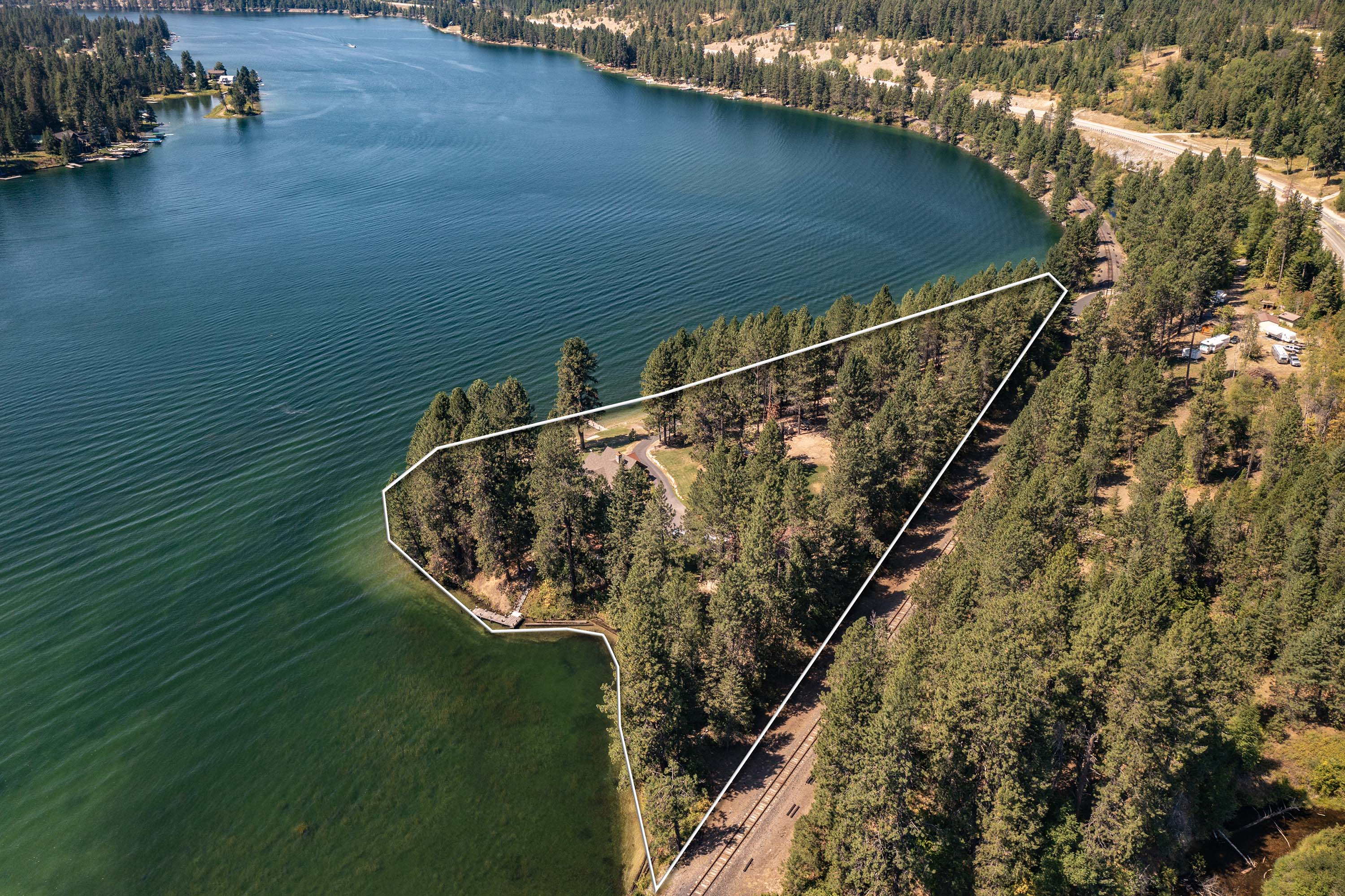 Sandpoint, Idaho, 83864, United States, 2 Bedrooms Bedrooms, ,4 BathroomsBathrooms,Residential,For Sale,1806623