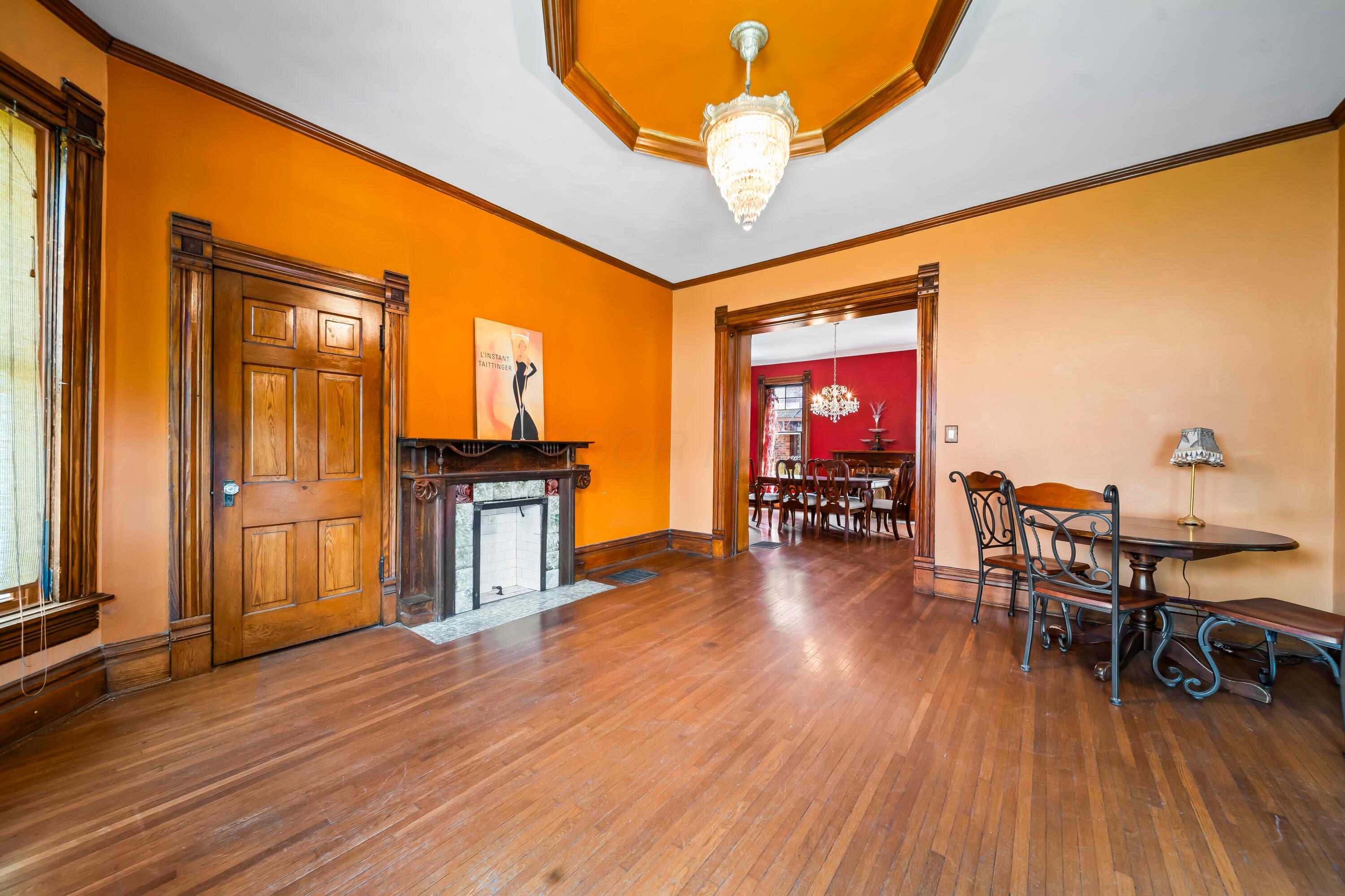 Columbus, Ohio, 43205, United States, 4 Bedrooms Bedrooms, ,3 BathroomsBathrooms,Residential,For Sale,1866885