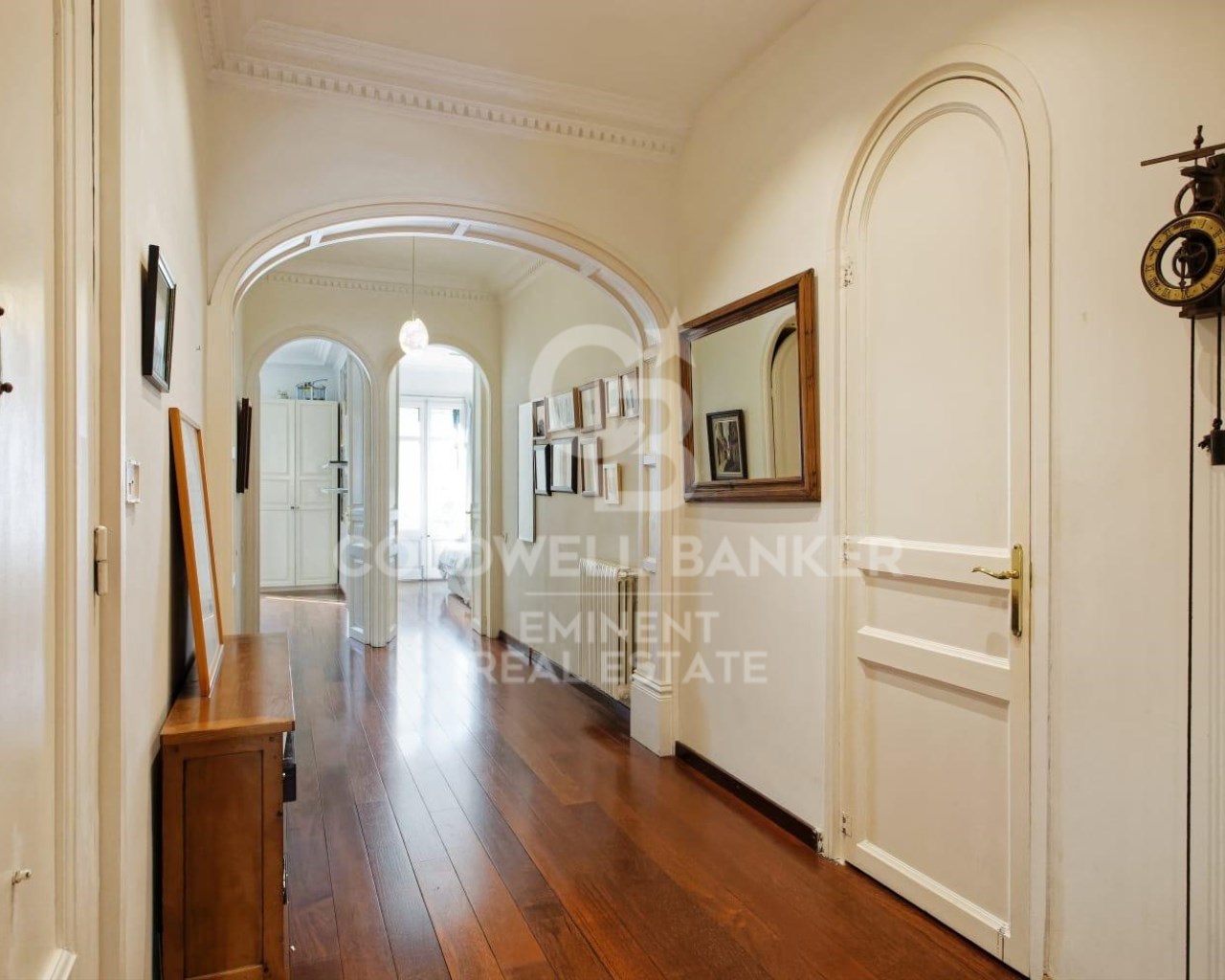 Barcelona, Catalonia, ES, 4 Bedrooms Bedrooms, ,2 BathroomsBathrooms,Residential,For Sale,1694792