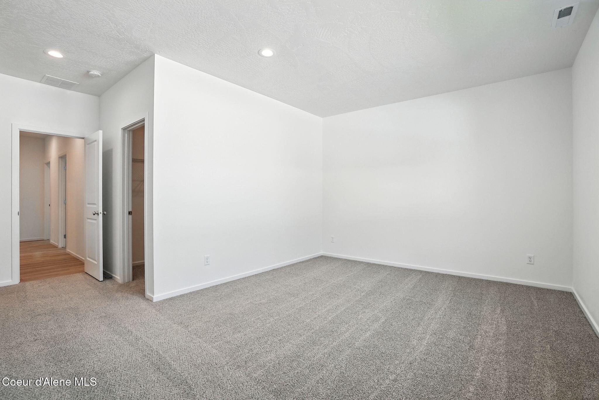 Post Falls, Idaho, 83854, United States, 3 Bedrooms Bedrooms, ,Residential,For Sale,1988567