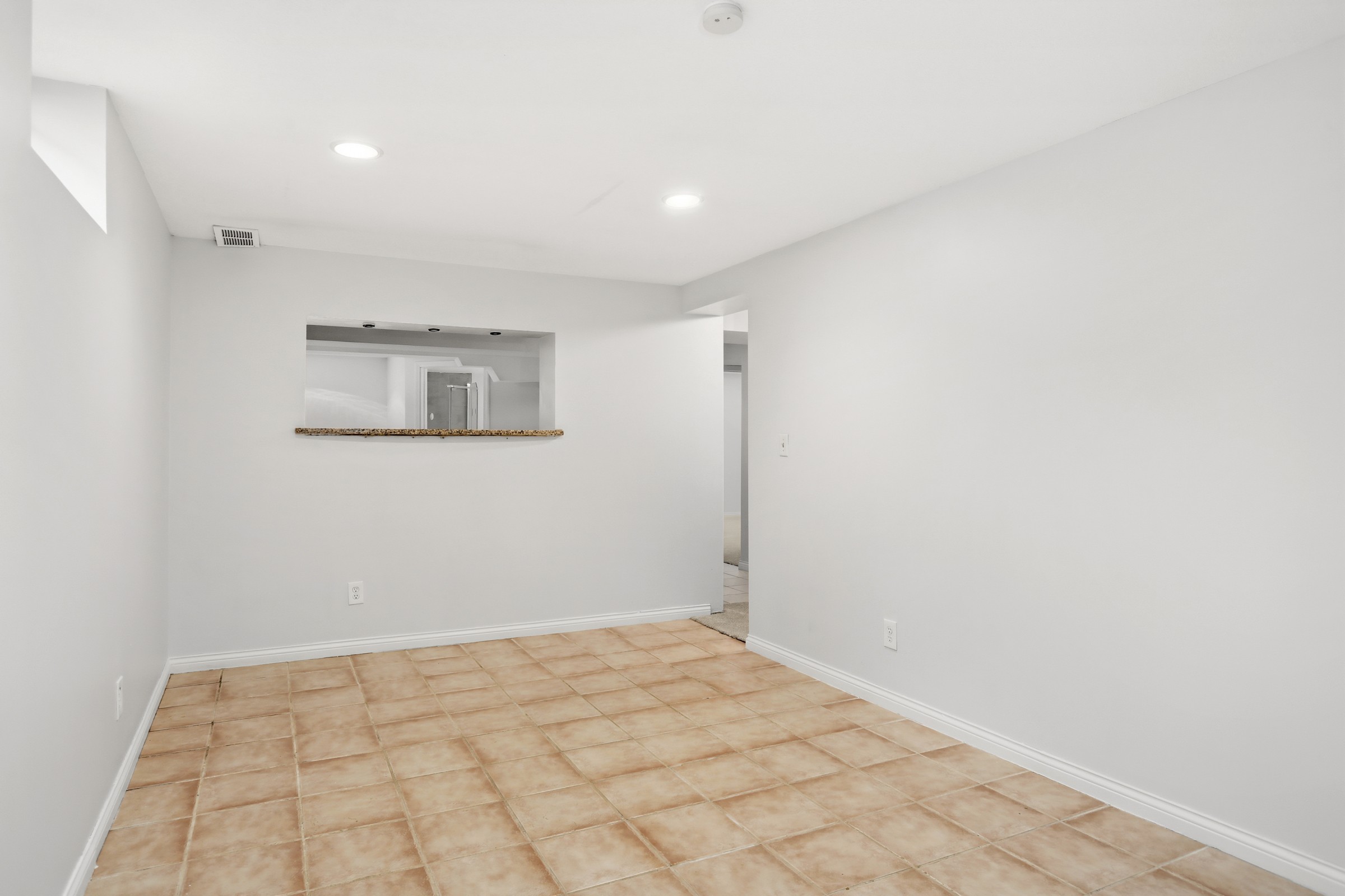  8609 West River Road, Brooklyn Park, MN 55444 - 物件實景