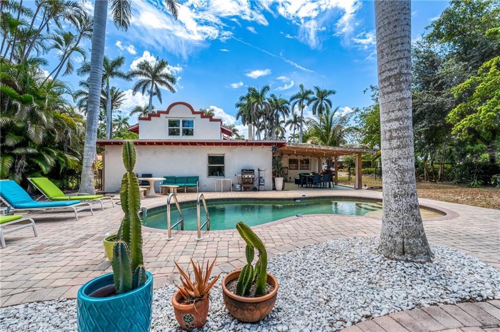 Fort Myers, Florida, 33901, United States, 3 Bedrooms Bedrooms, ,3 BathroomsBathrooms,Residential,For Sale,1991047