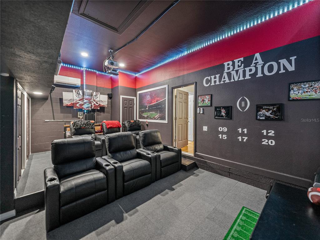 Lakeland, Florida, 33812, United States, 4 Bedrooms Bedrooms, ,3 BathroomsBathrooms,Residential,For Sale,1898596