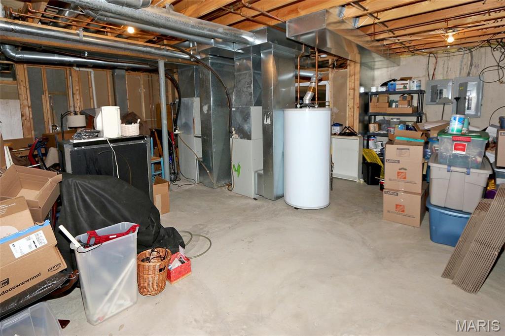 Ballwin, Missouri, 63021, United States, 4 Bedrooms Bedrooms, ,4 BathroomsBathrooms,Residential,For Sale,1794214